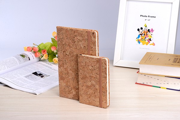 軟木筆記本.jpg 軟木筆記本.jpg